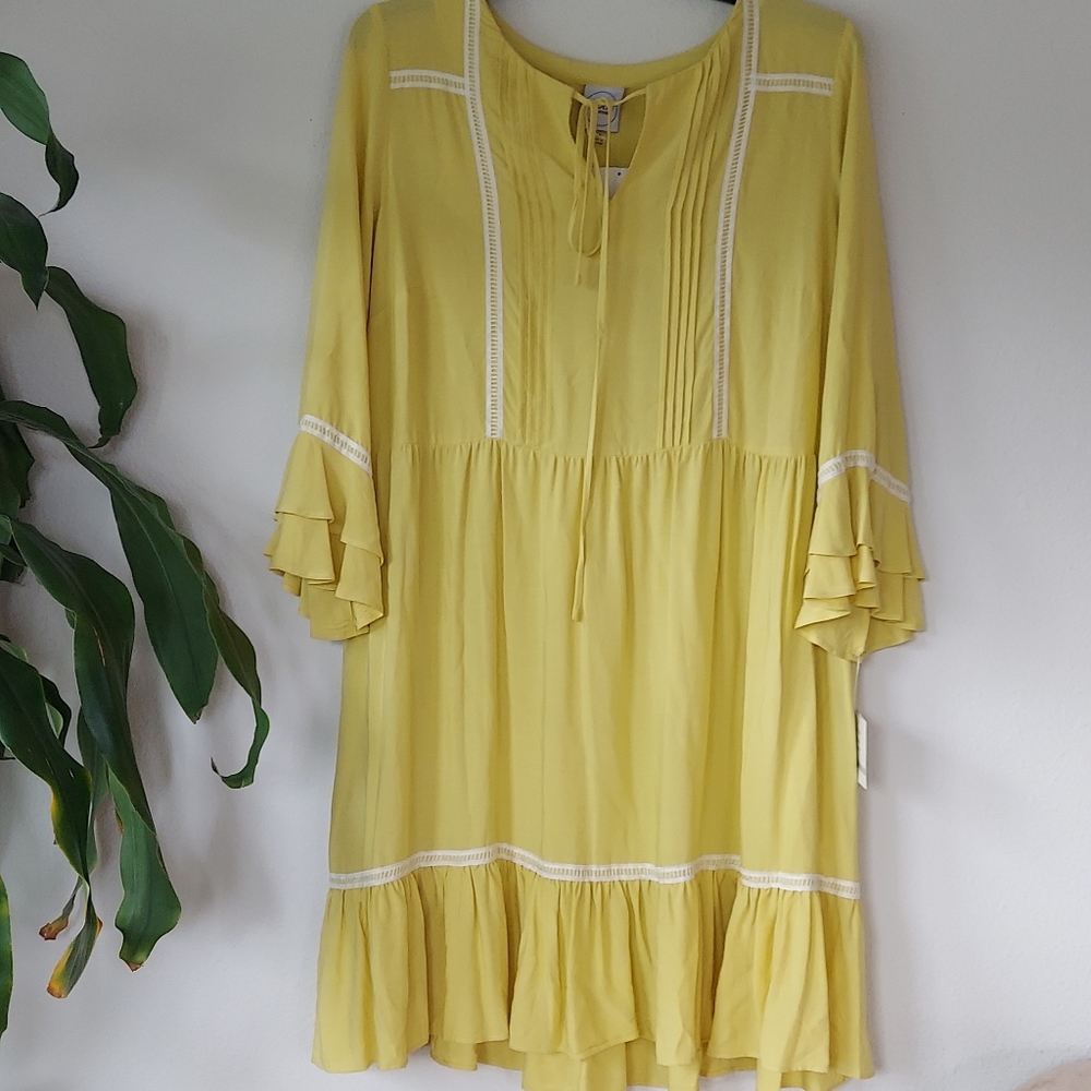 Womens Flare Sleeve Boho Dress 1X NWT